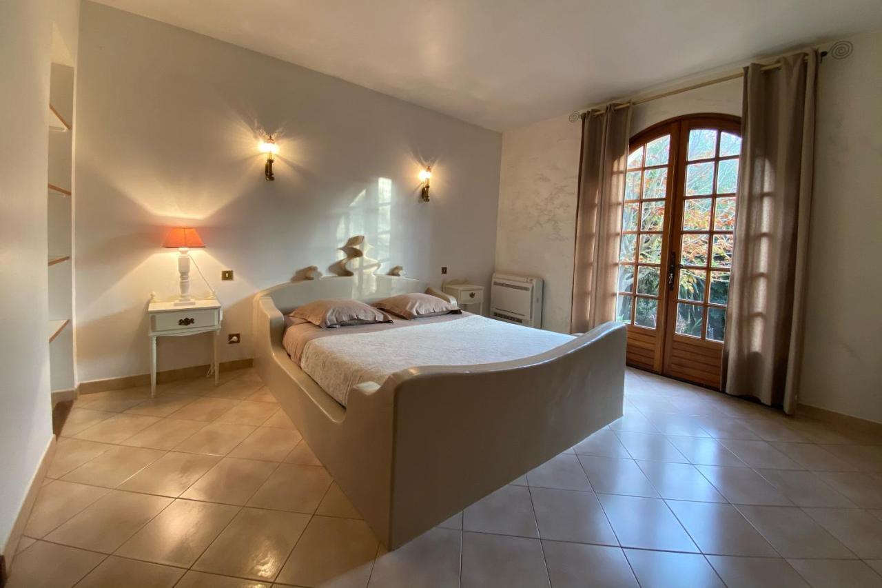 Villa Roka Six-Fours-les-Plages Buitenkant foto