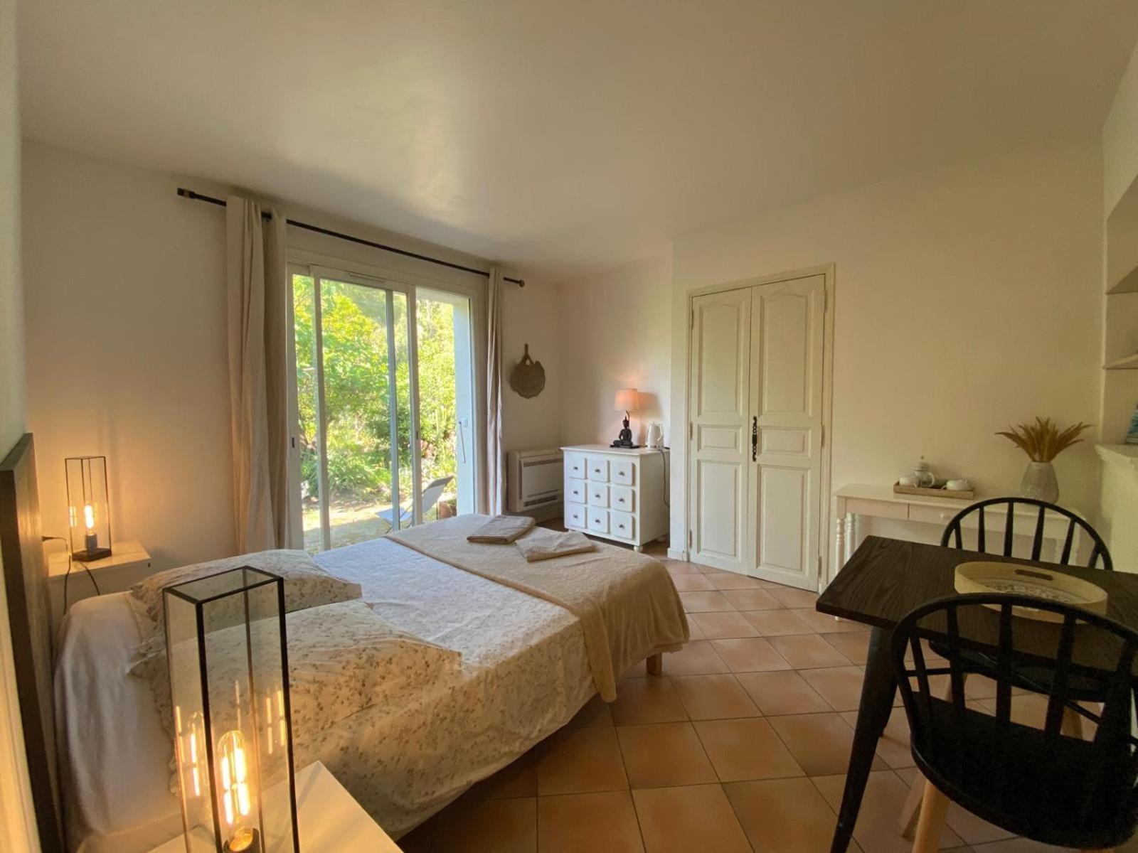 Villa Roka Six-Fours-les-Plages Buitenkant foto